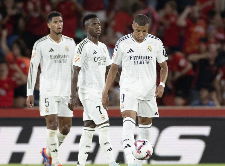 姆巴佩领衔，皇马解除内讧，冲刺欧冠